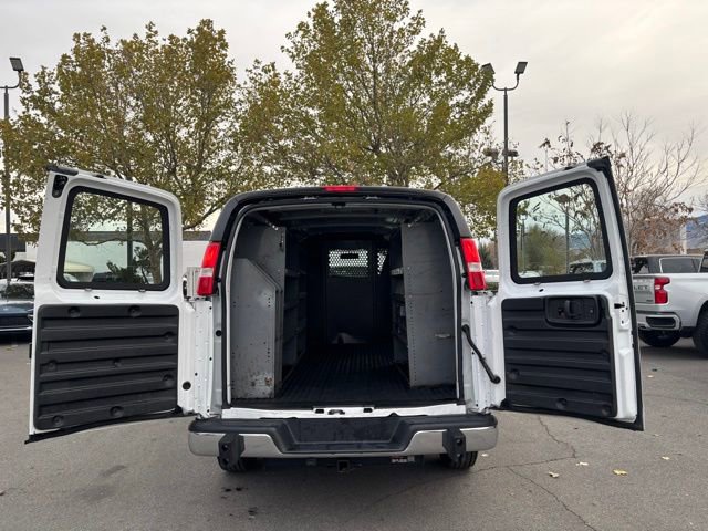 Certified 2022 GMC Savana 2500 w/ Driver Convenience Package image 10