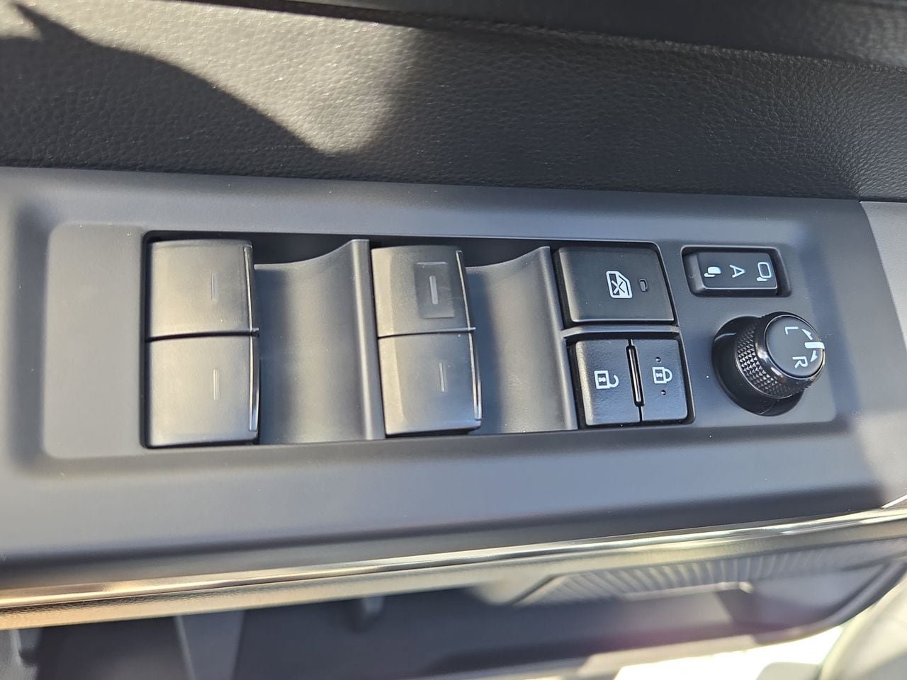 Used 2023 Toyota Sequoia SR5 RWD image 28