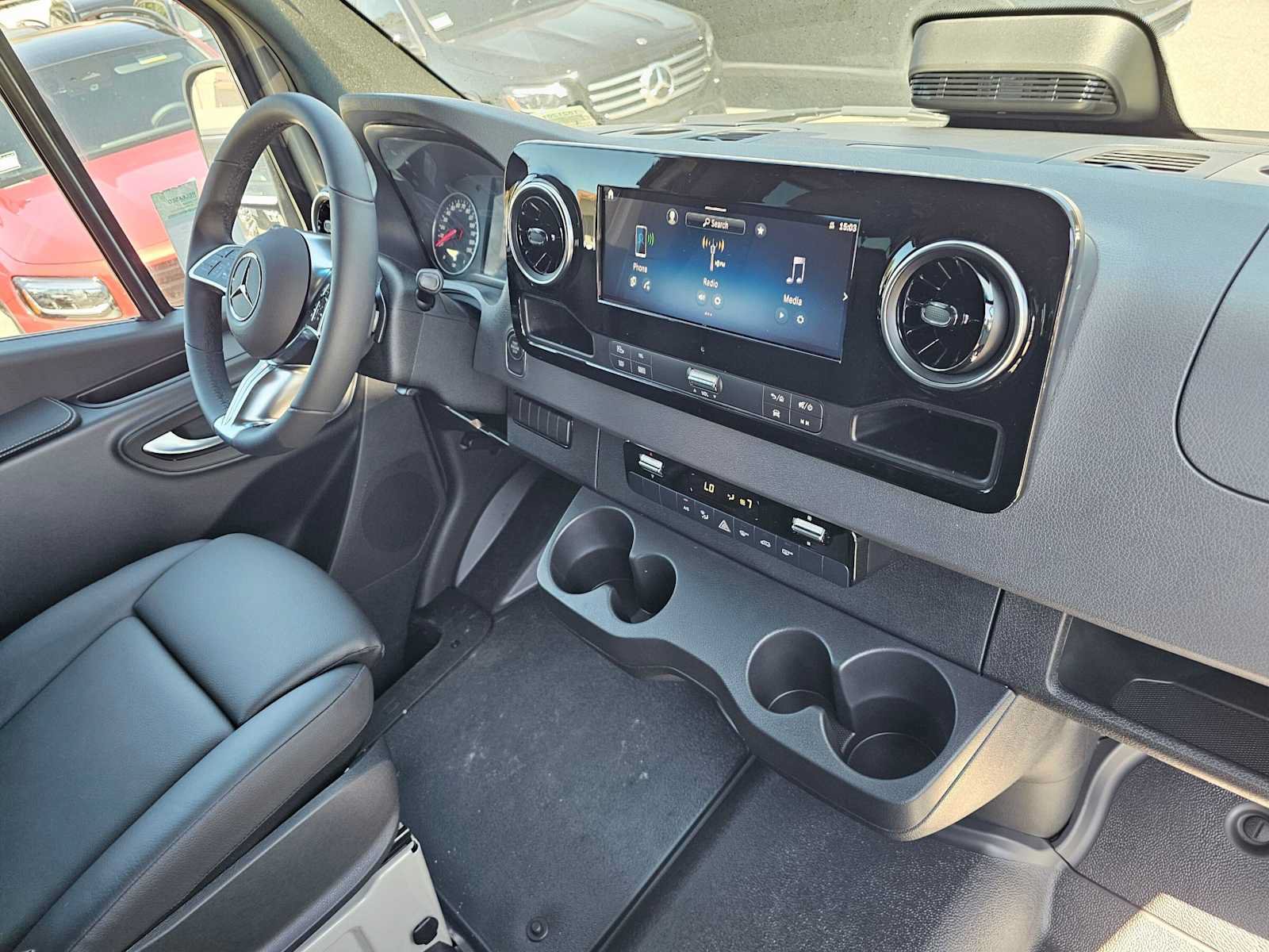 New 2026 Mercedes-Benz Sprinter 2500 image 11