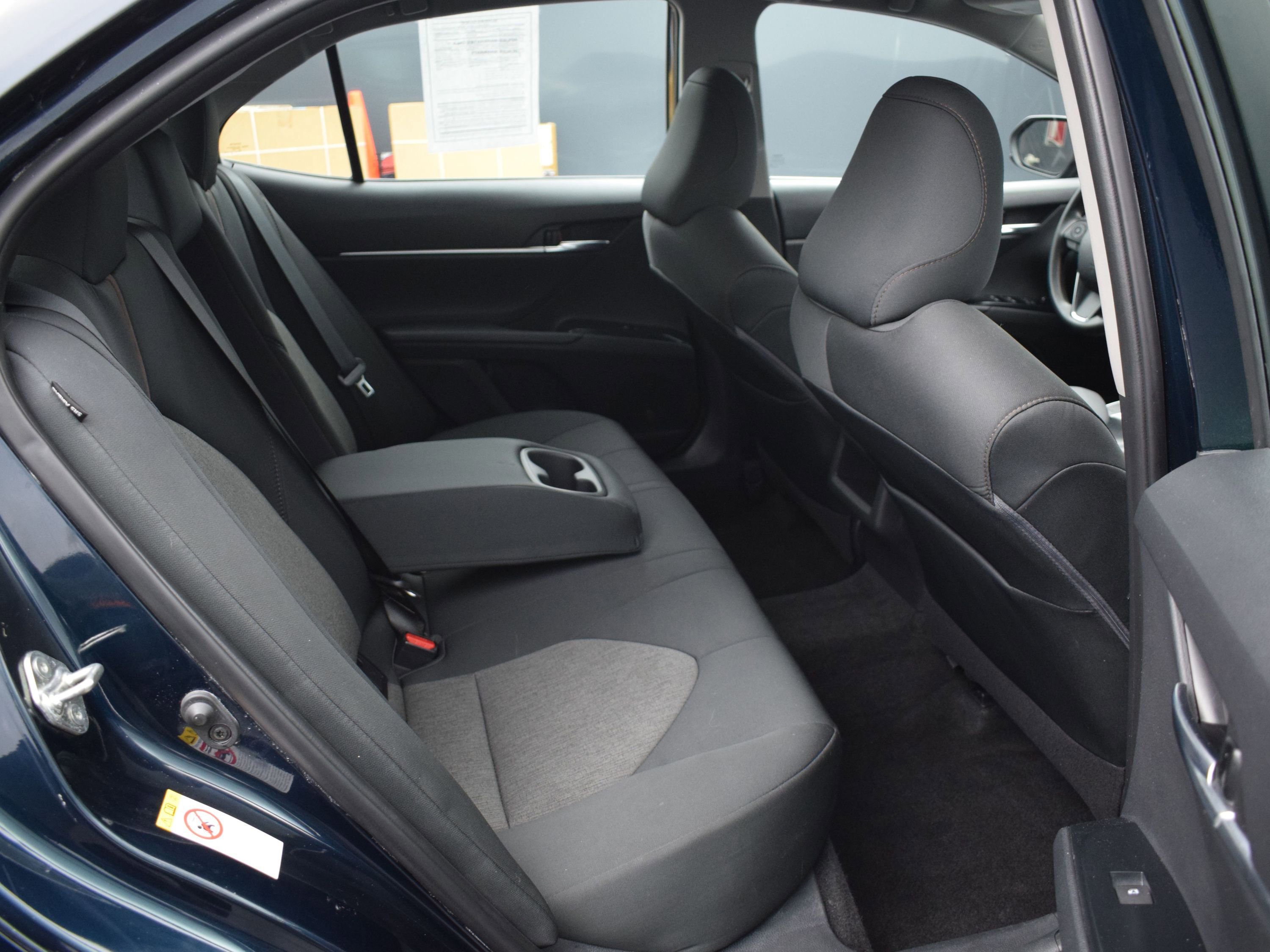 Used 2019 Toyota Camry LE image 11