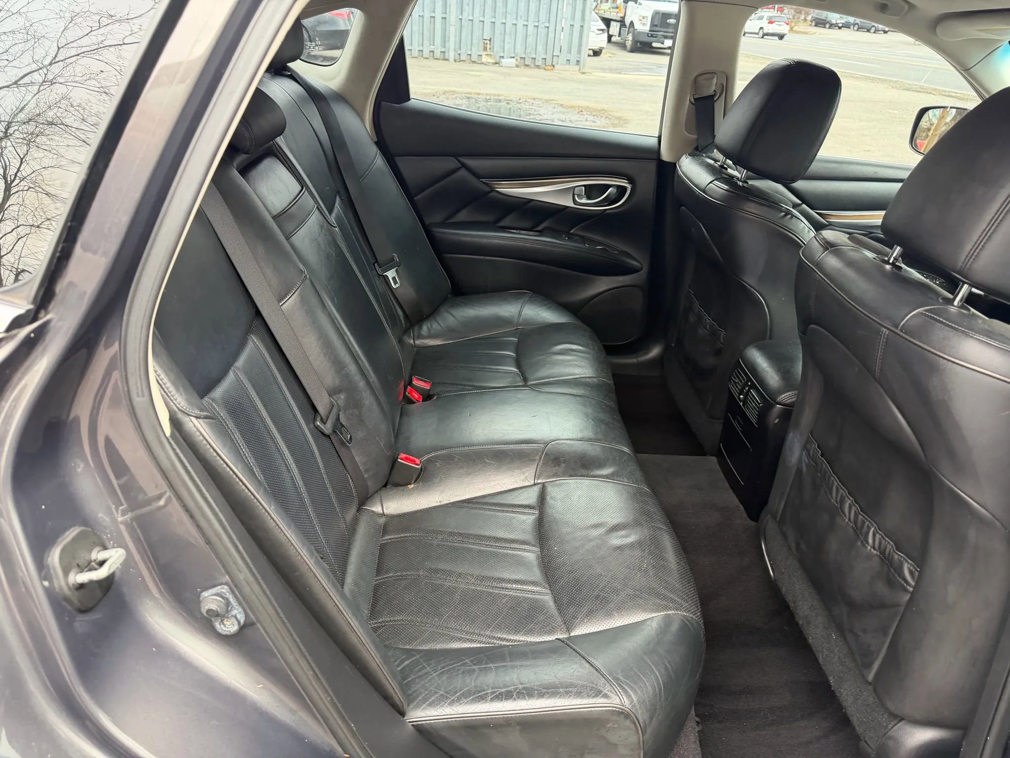 Used 2013 INFINITI M35 w/ Premium Pkg image 17