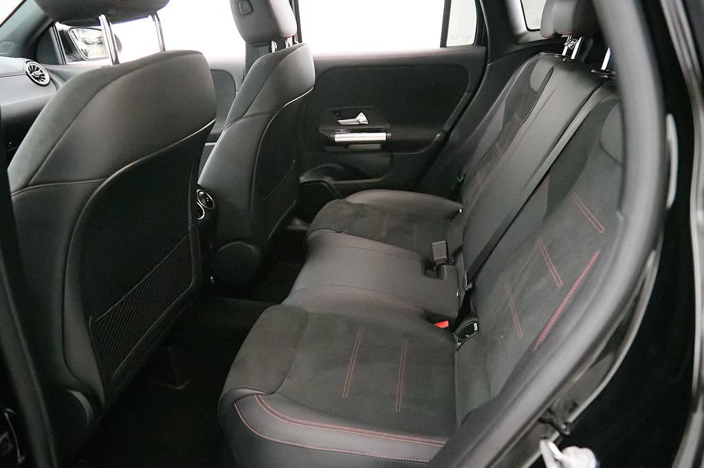 Used 2023 Mercedes-Benz GLA 250 4MATIC image 20
