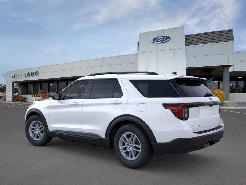New 2026 Ford Explorer Active image 4