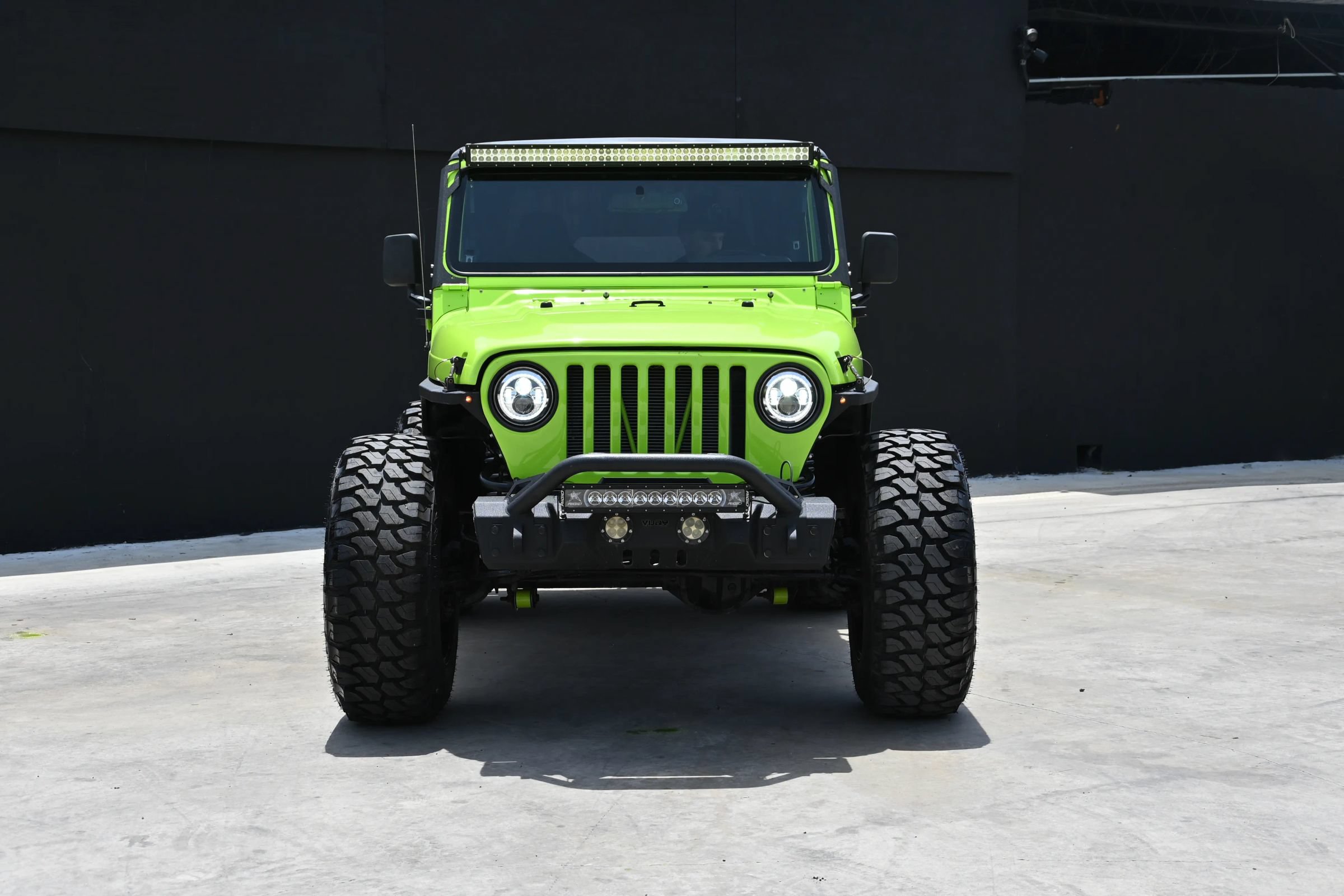 Used 2002 Jeep Wrangler X AWD/4WD image 3