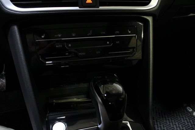 New 2026 Volkswagen Taos SE AWD/4WD image 12