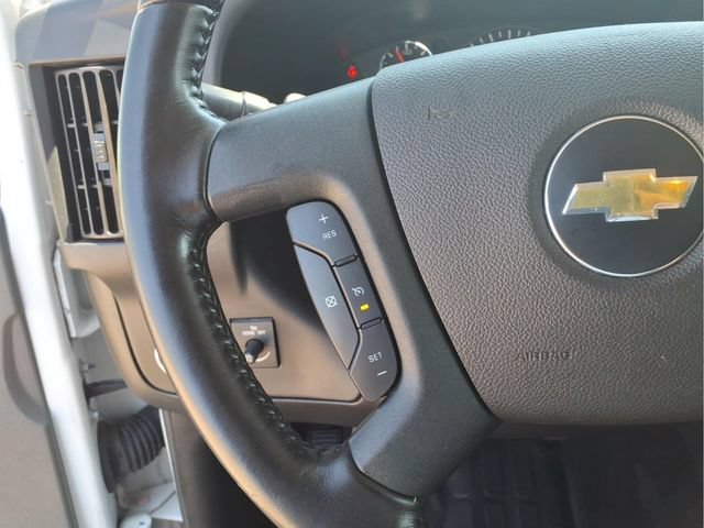 Used 2022 Chevrolet Express 3500 Extended w/ Driver Convenience Package RWD image 16