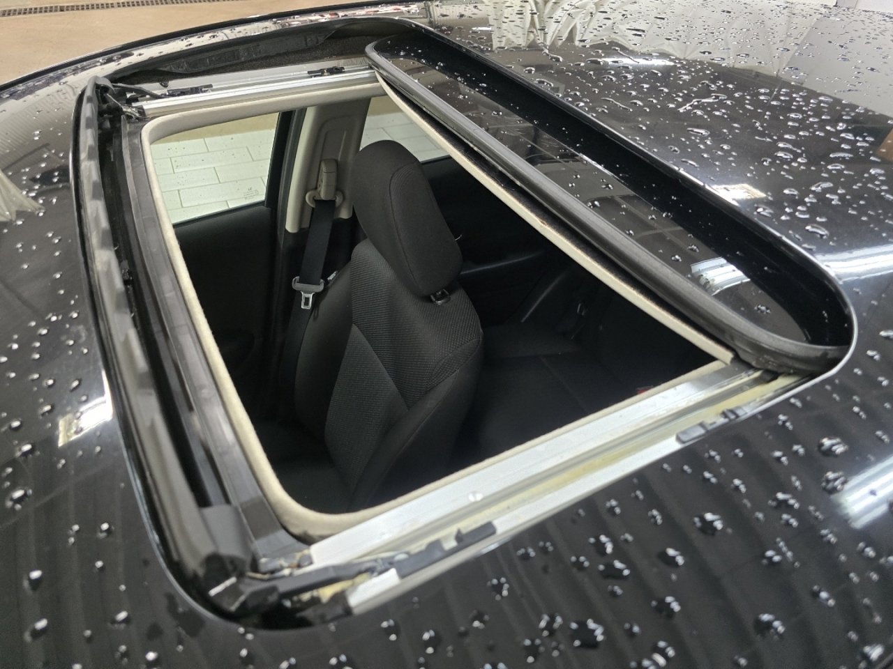 Used 2018 Honda HR-V EX image 3