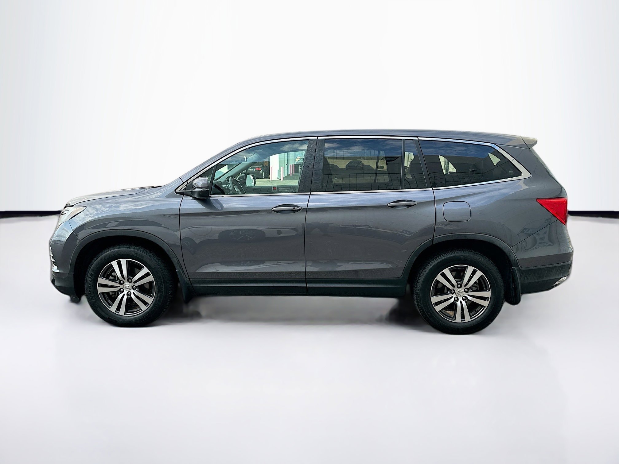 Used 2016 Honda Pilot EX-L image 4