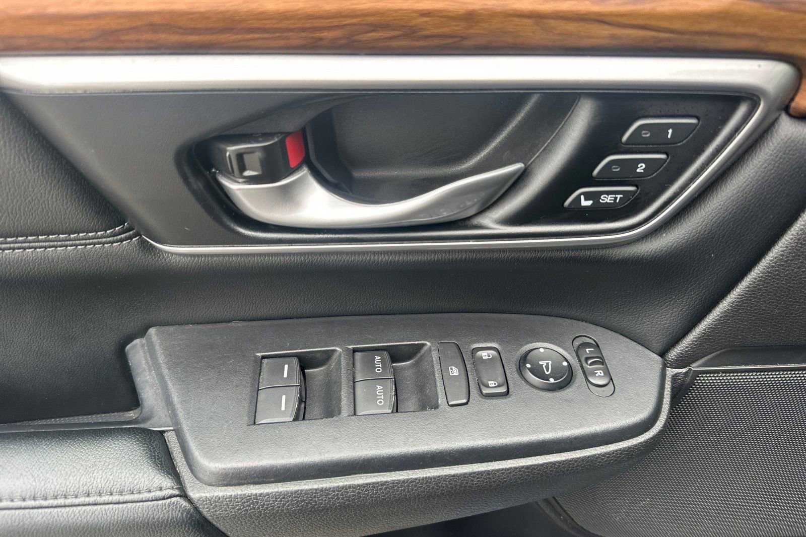 Used 2022 Honda CR-V EX-L image 11