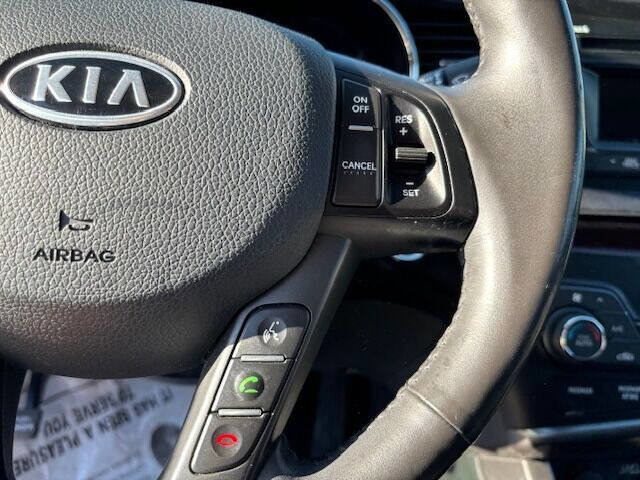 Used 2011 Kia Optima EX FWD image 36