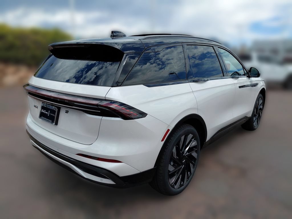 New 2026 Lincoln Nautilus Reserve w/ Jet Appearance Package AWD/4WD image 9