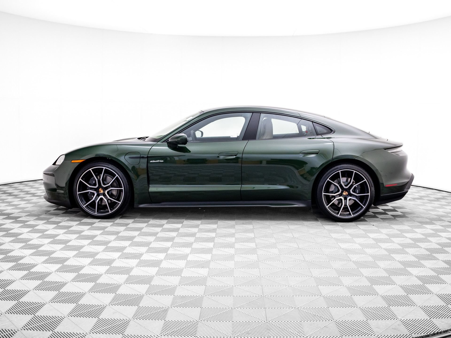 New 2026 Porsche Taycan AWD/4WD image 2