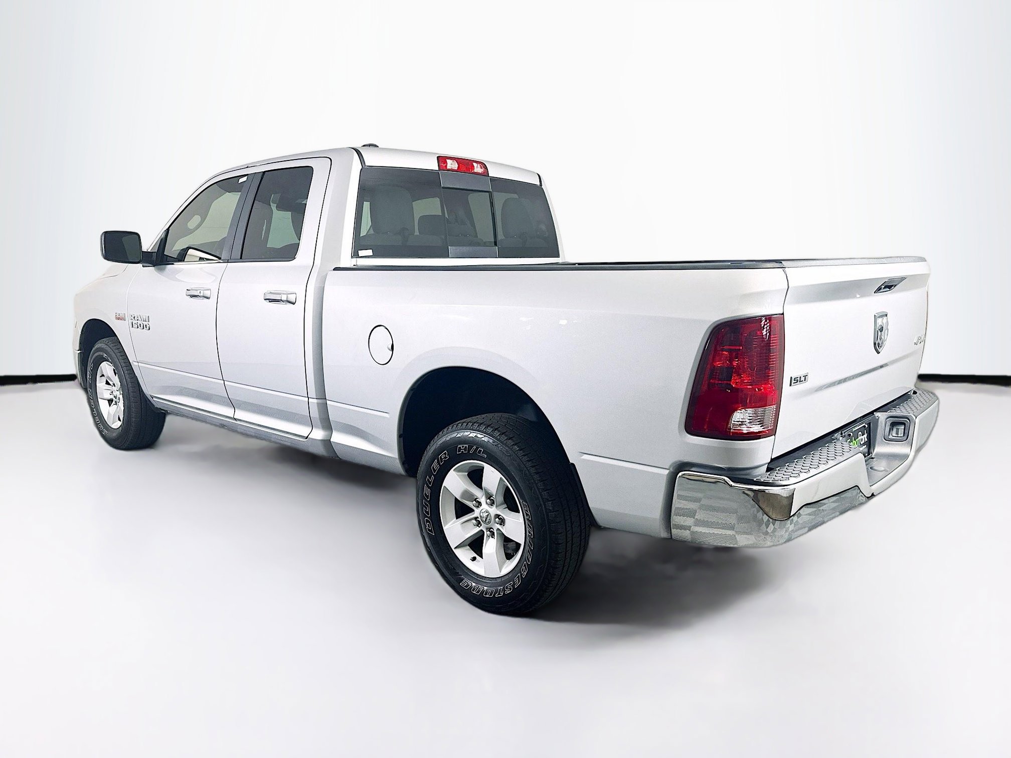Used 2018 RAM 1500 Classic SLT image 5