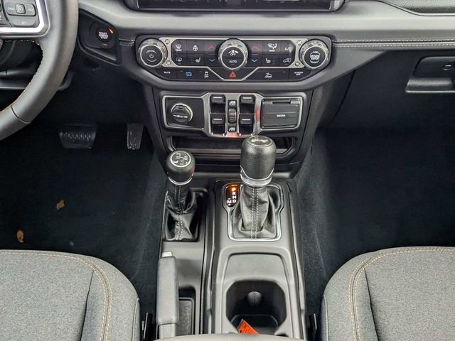 New 2024 Jeep Wrangler Unlimited Sahara image 13