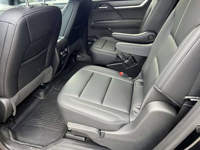 New 2026 GMC Acadia Elevation w/ Elevation Premium Package AWD/4WD image 11