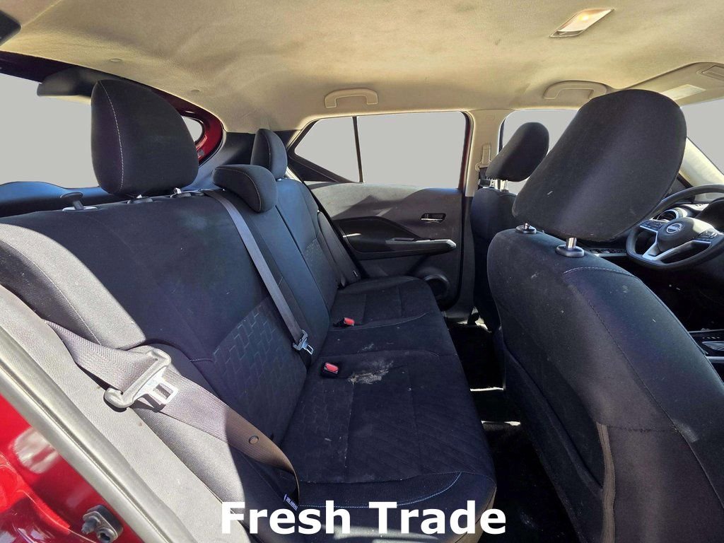 Used 2024 Nissan Kicks SV image 9