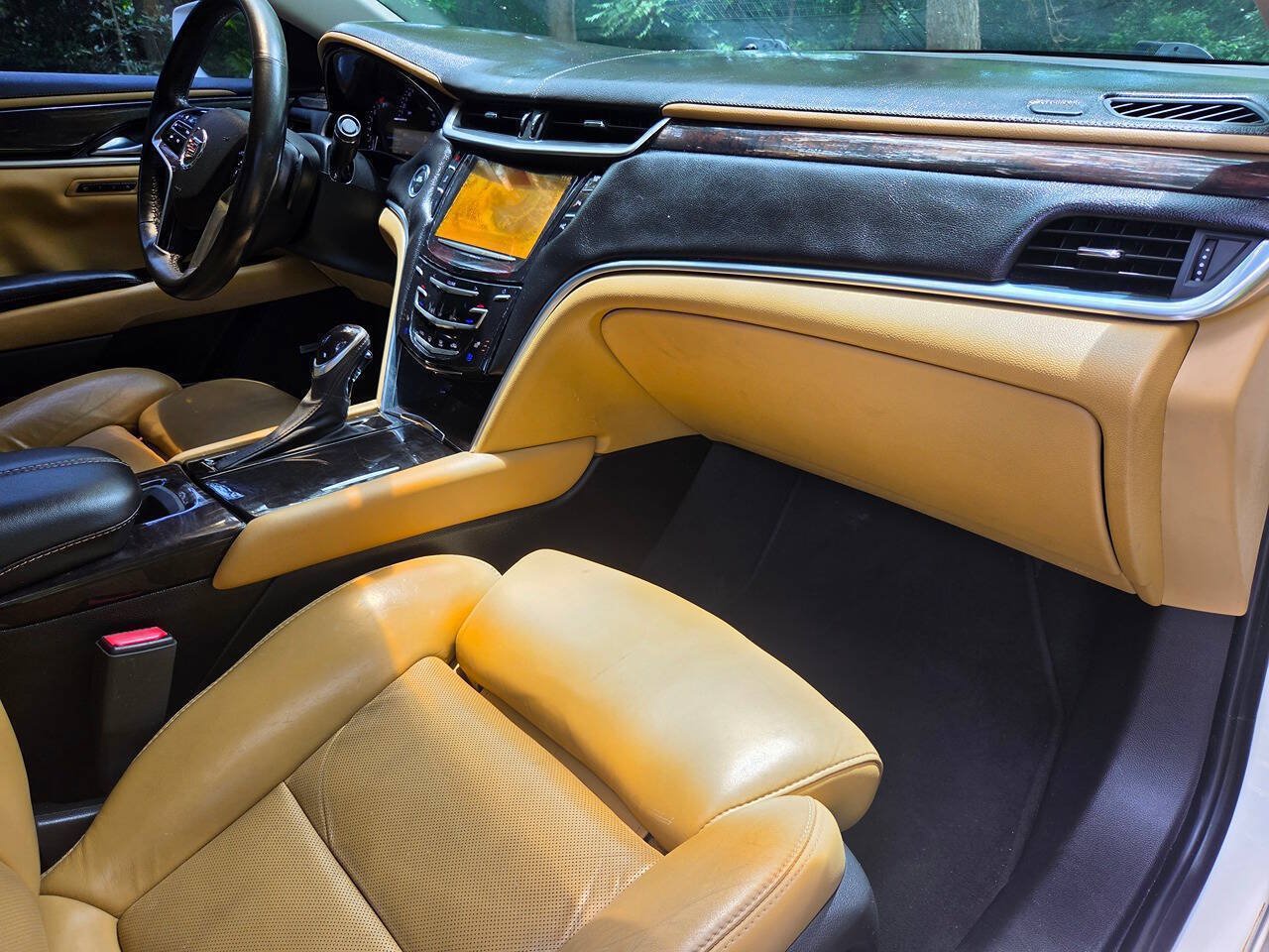 Used 2014 Cadillac XTS Luxury FWD image 9