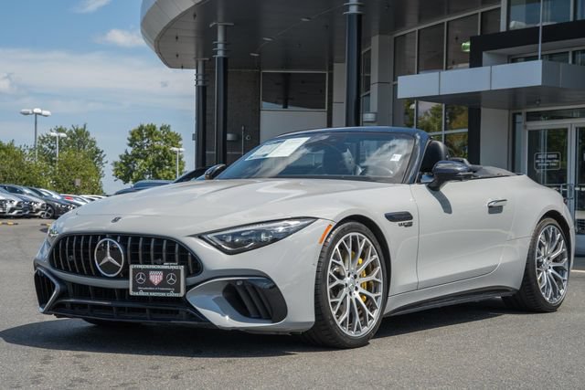 Used 2022 Mercedes-Benz SL 55 AMG 4MATIC w/ Driver Assistance Package image 7