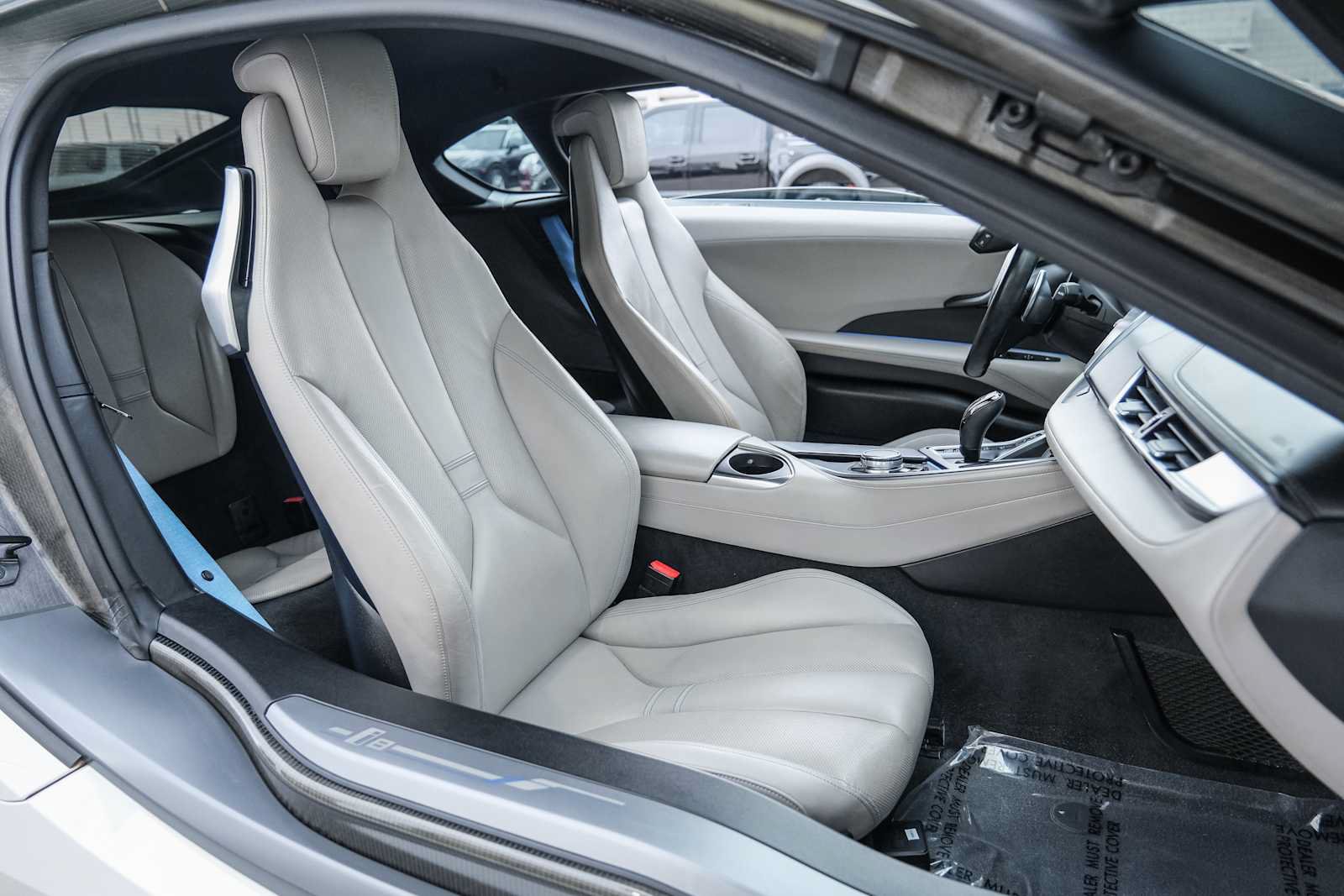 Used 2015 BMW i8 AWD/4WD image 24