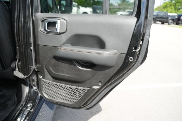 Used 2023 Jeep Gladiator Overland AWD/4WD image 22