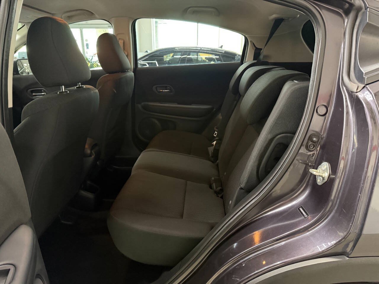 Used 2017 Honda HR-V LX image 13