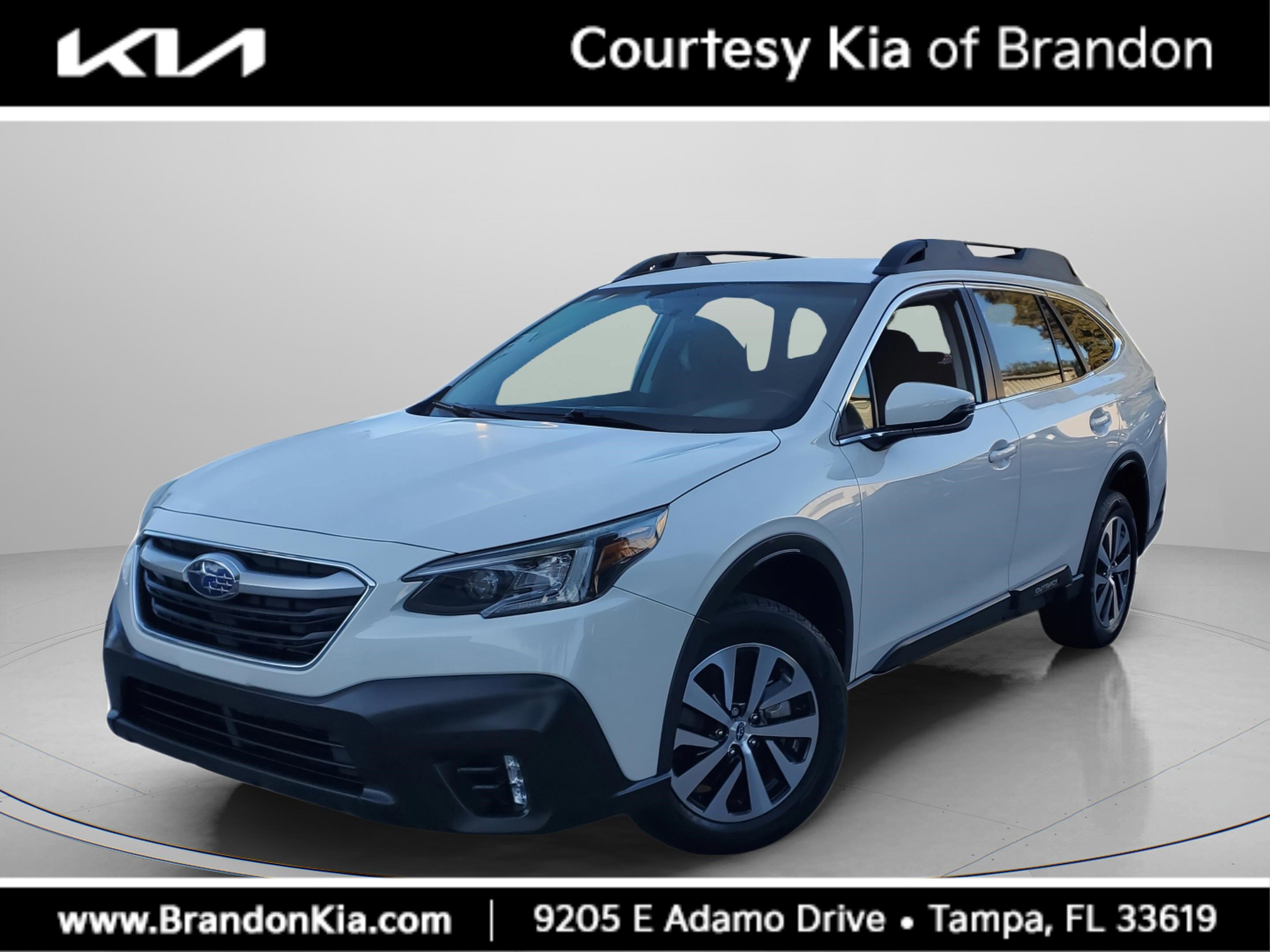 Used 2022 Subaru Outback Premium image 1