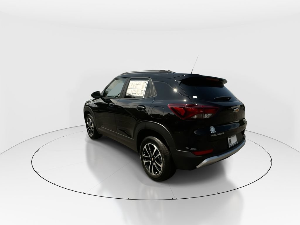 New 2026 Chevrolet TrailBlazer LT w/ LT Cold Weather Package FWD image 6