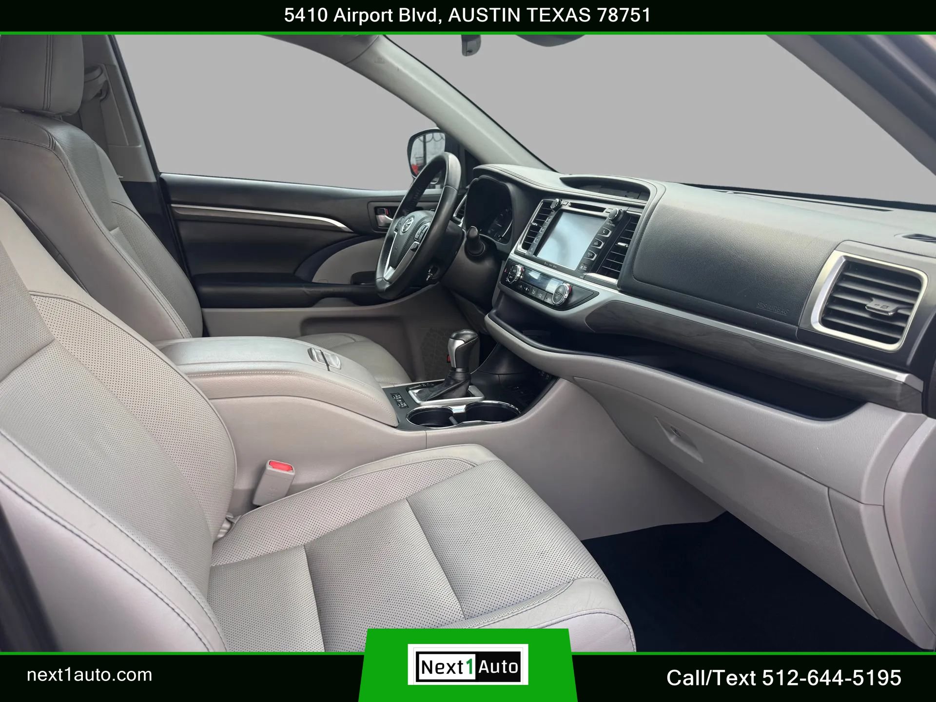 Used 2019 Toyota Highlander Limited FWD image 27
