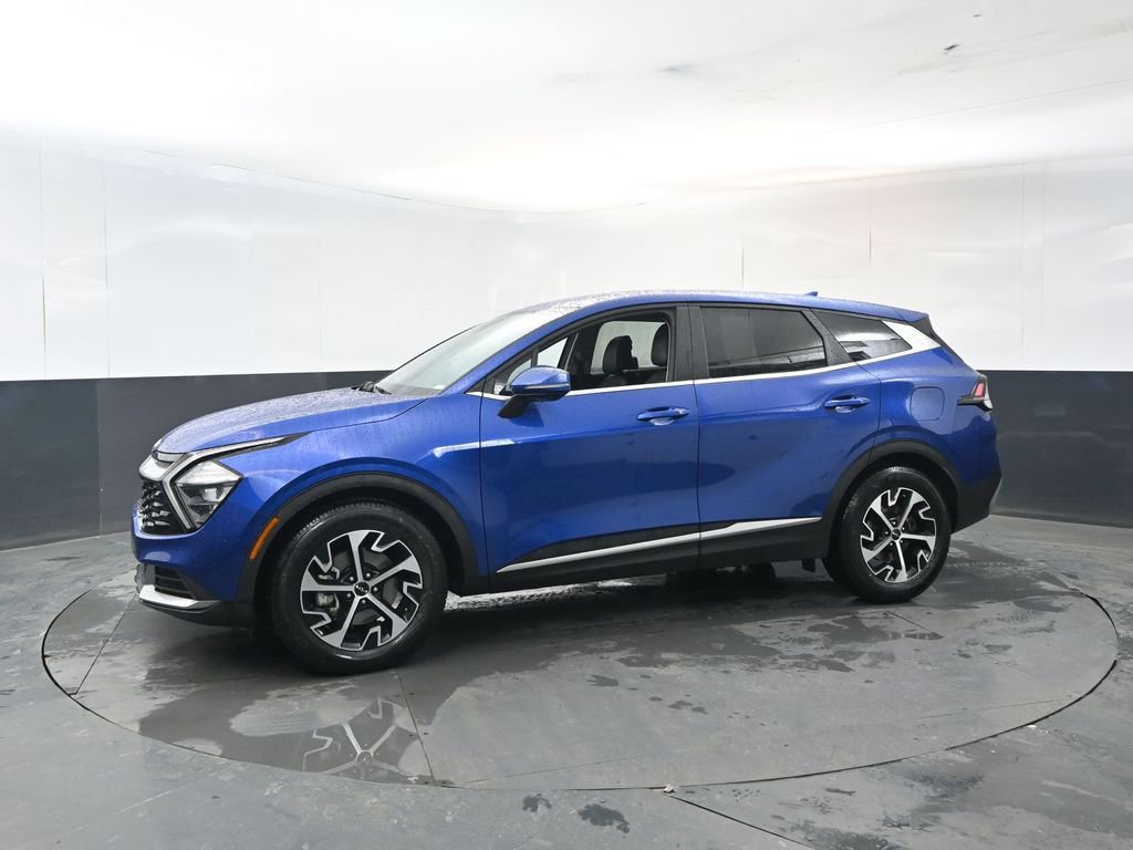 Certified 2023 Kia Sportage EX image 2
