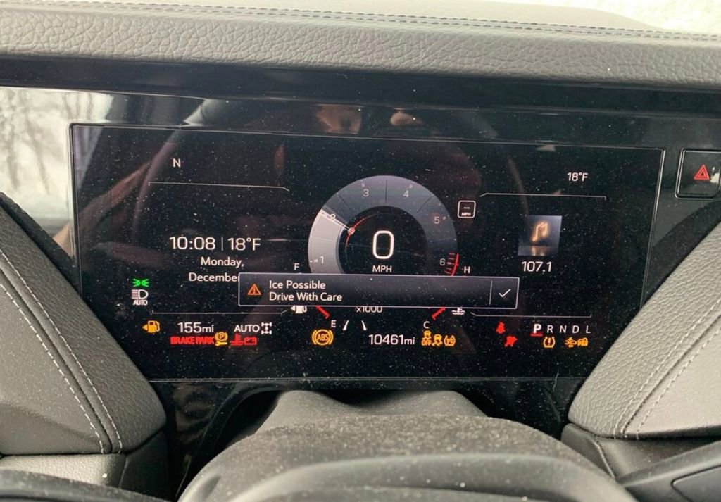 Used 2025 GMC Yukon Denali image 3