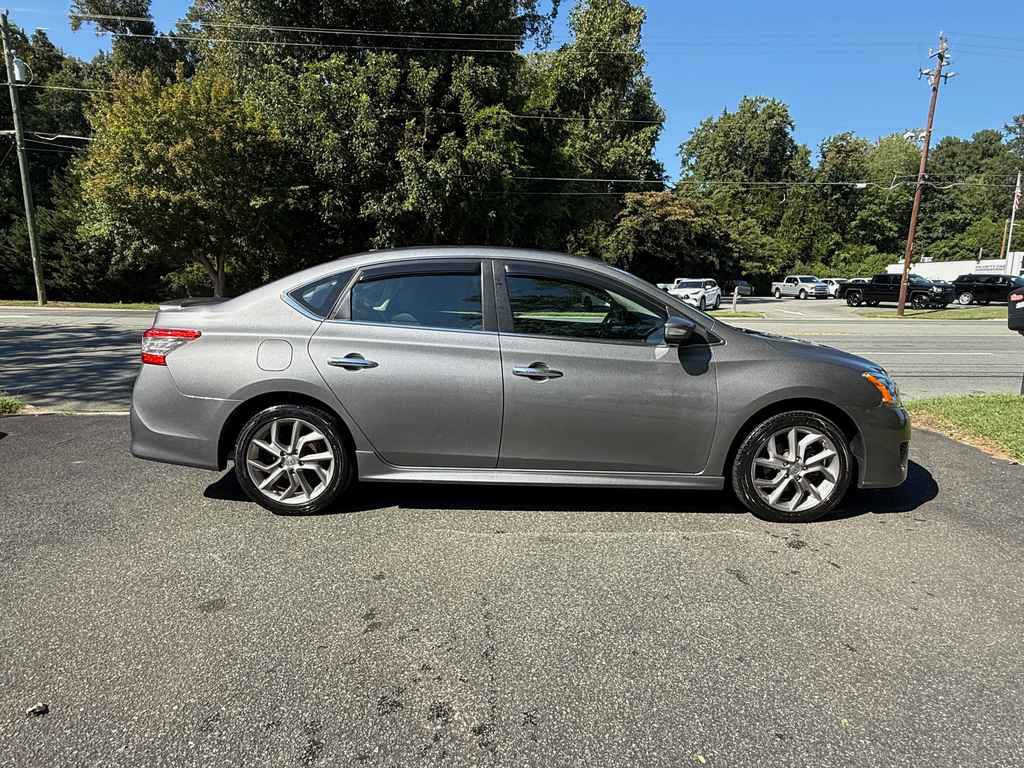 Used 2015 Nissan Sentra SR FWD image 8