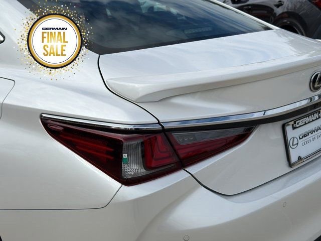 New 2025 Lexus ES 350 Luxury image 11