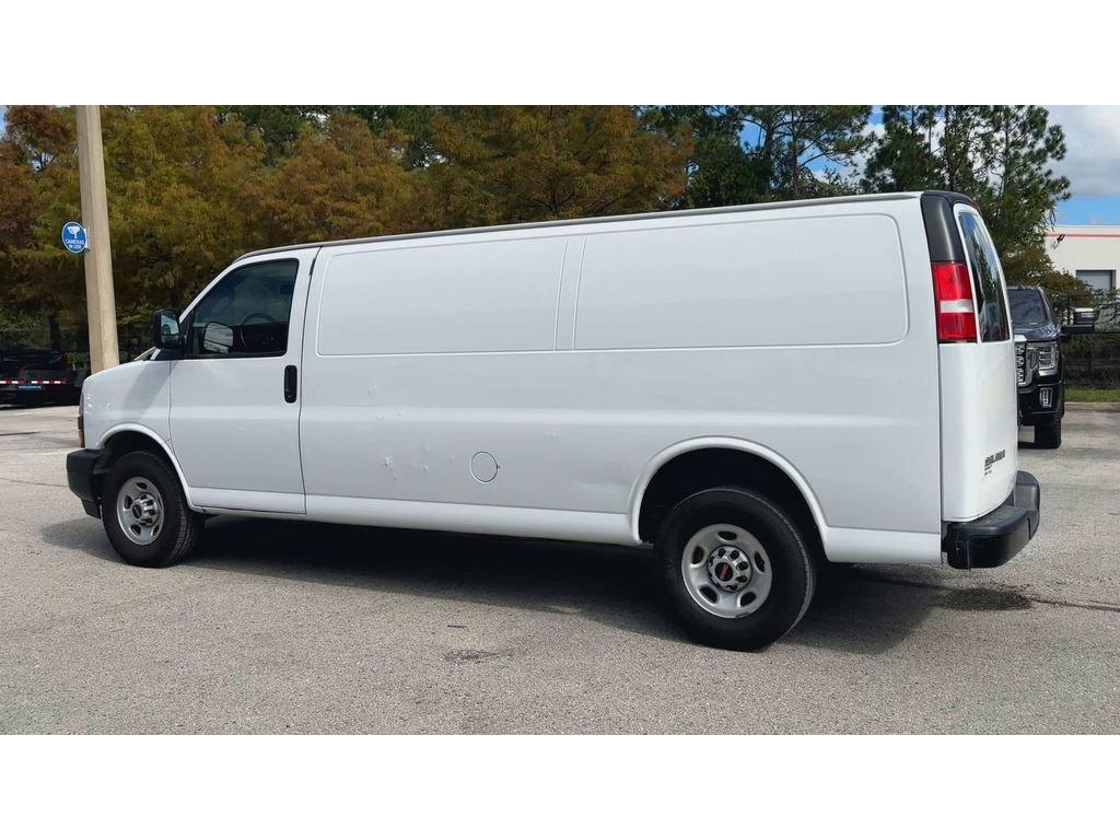 Used 2022 GMC Savana 3500 Work Van w/ Driver Convenience Package image 6
