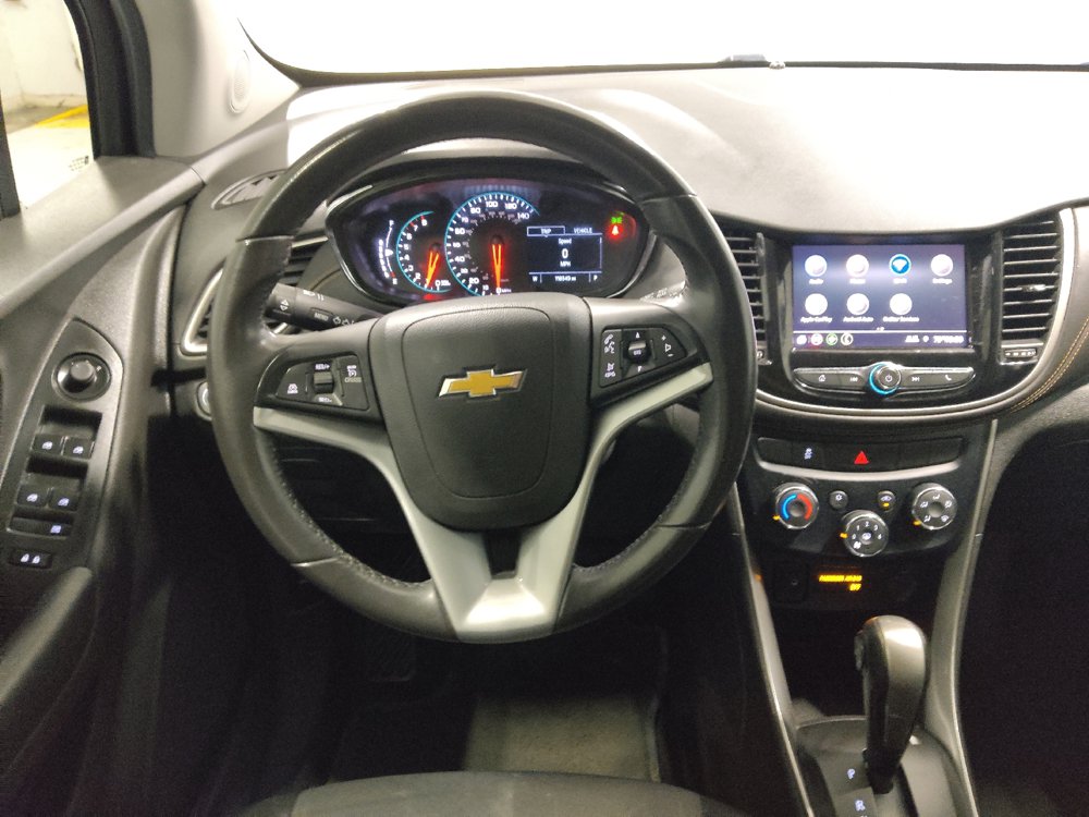 Used 2020 Chevrolet Trax LT w/ Driver Confidence Package FWD image 22