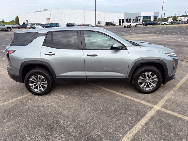 Used 2026 Chevrolet Equinox LT w/ LPO, Floor Liner Package AWD/4WD image 7