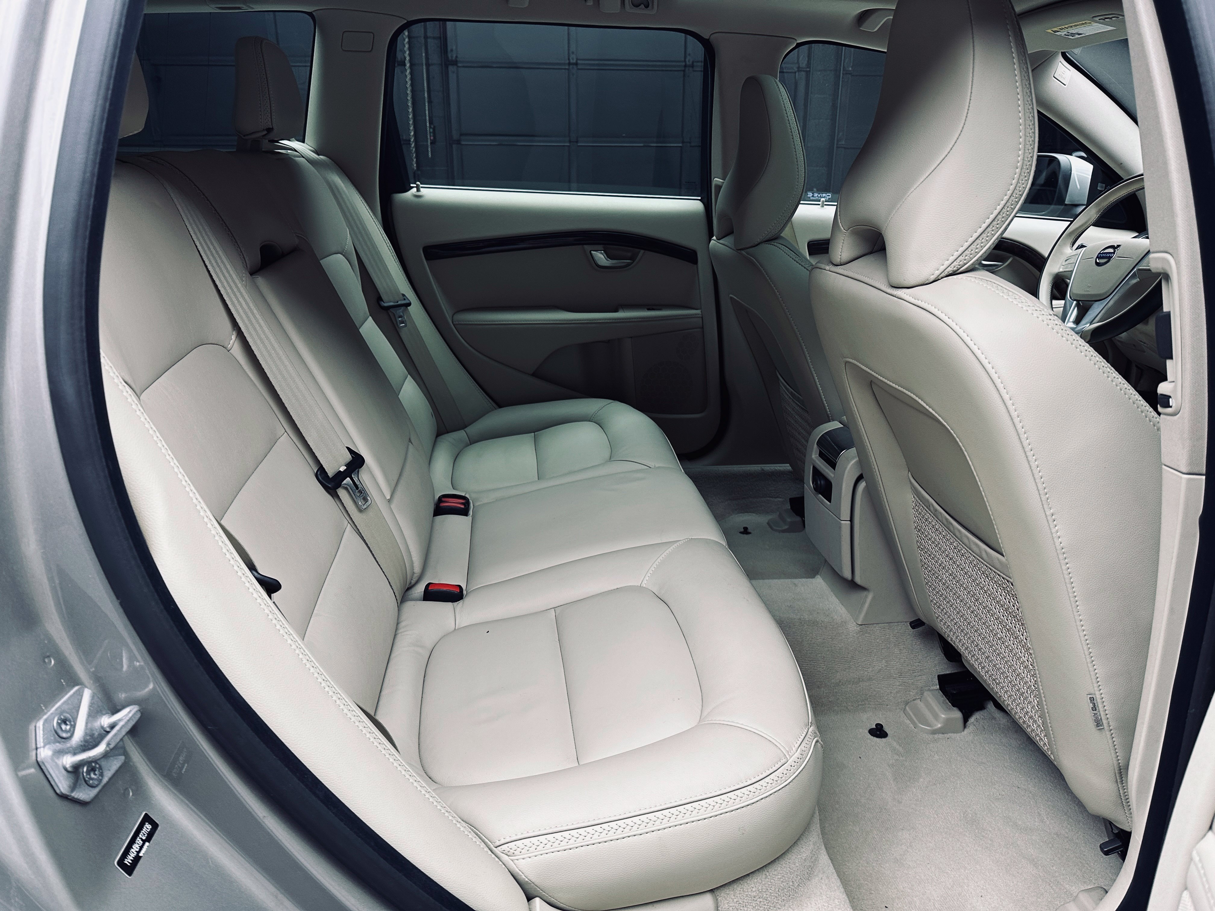 Used 2015 Volvo XC70 T5 Premier w/ Protection Package FWD image 19