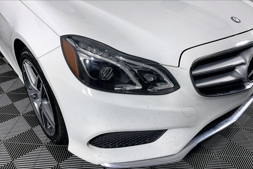 Used 2015 Mercedes-Benz E 400 Sedan image 36