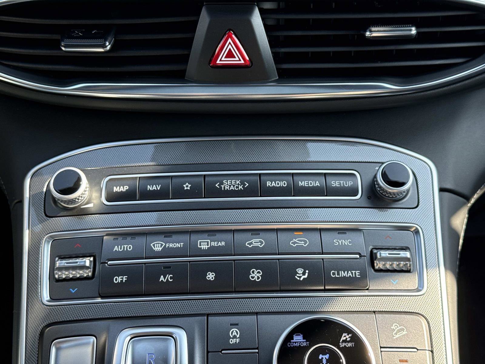 Certified 2023 Hyundai Santa Fe Calligraphy w/ Cargo Package AWD/4WD image 7