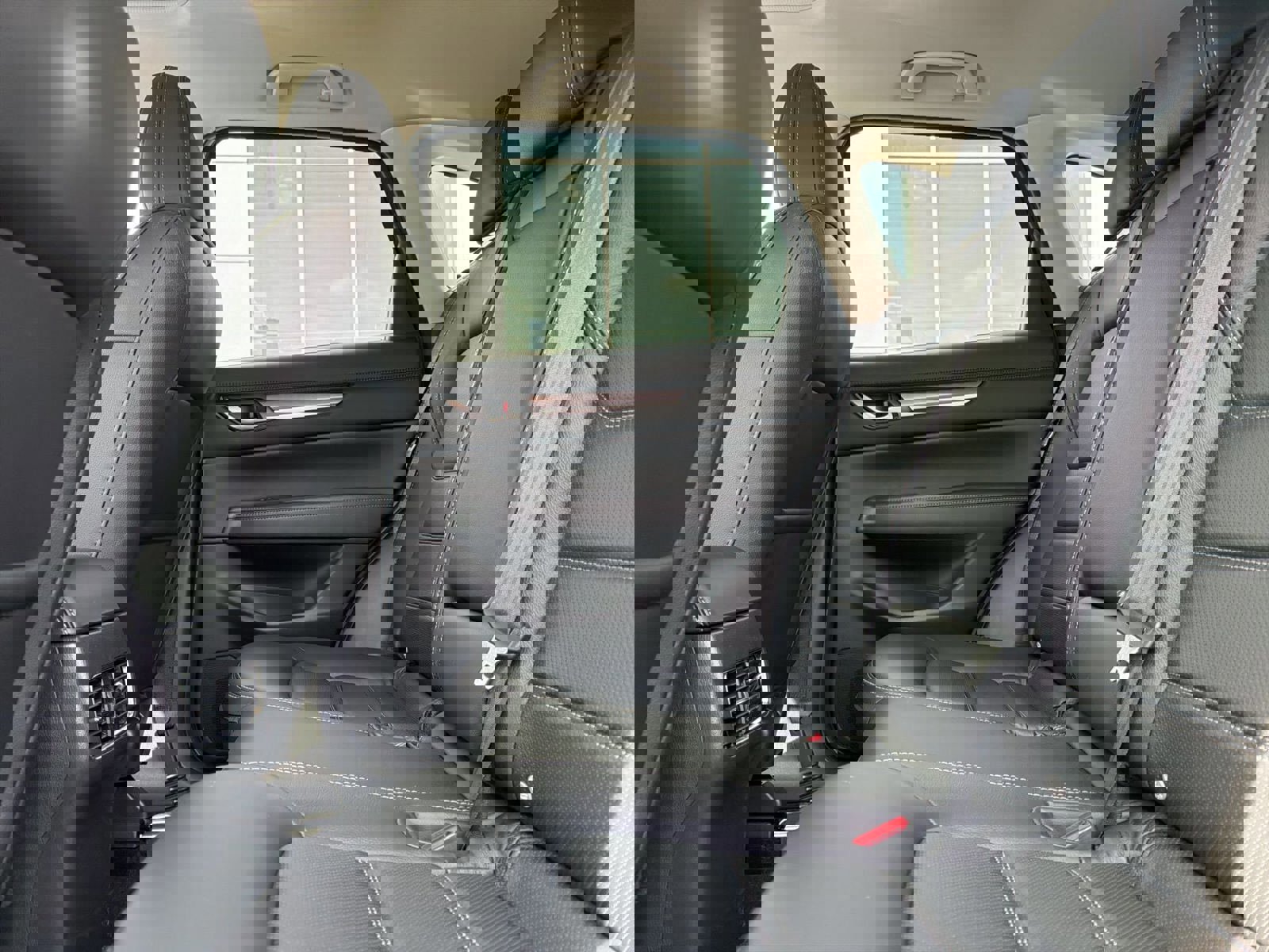 Used 2025 MAZDA CX-5 AWD 2.5 S w/ Premium Plus Pkg image 10