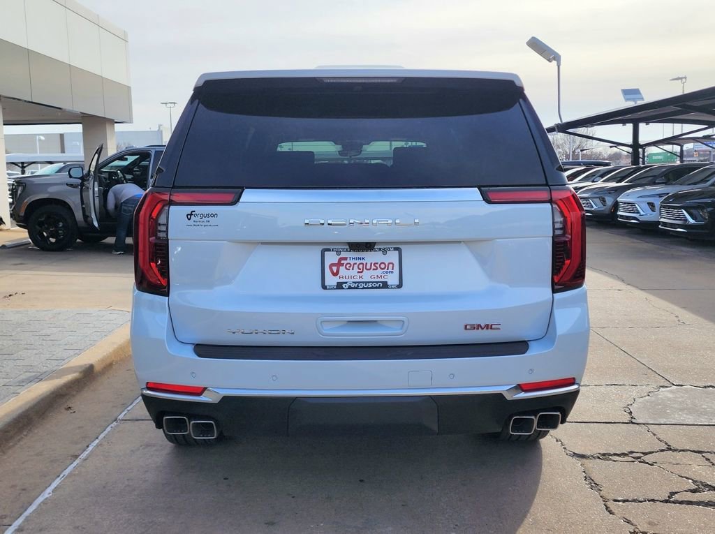 New 2026 GMC Yukon XL Denali w/ Denali Reserve Package AWD/4WD image 3