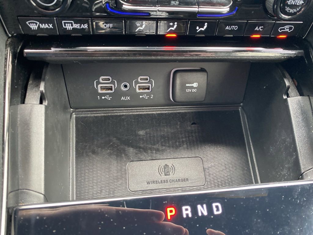 Used 2023 Jeep Grand Cherokee Altitude AWD/4WD image 27