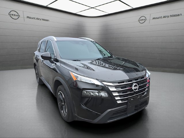 Certified 2025 Nissan Rogue SV w/ SV Premium Package FWD image 2