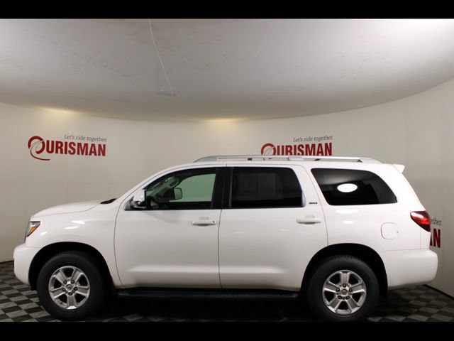 Used 2018 Toyota Sequoia SR5 w/ Premium Package AWD/4WD image 4