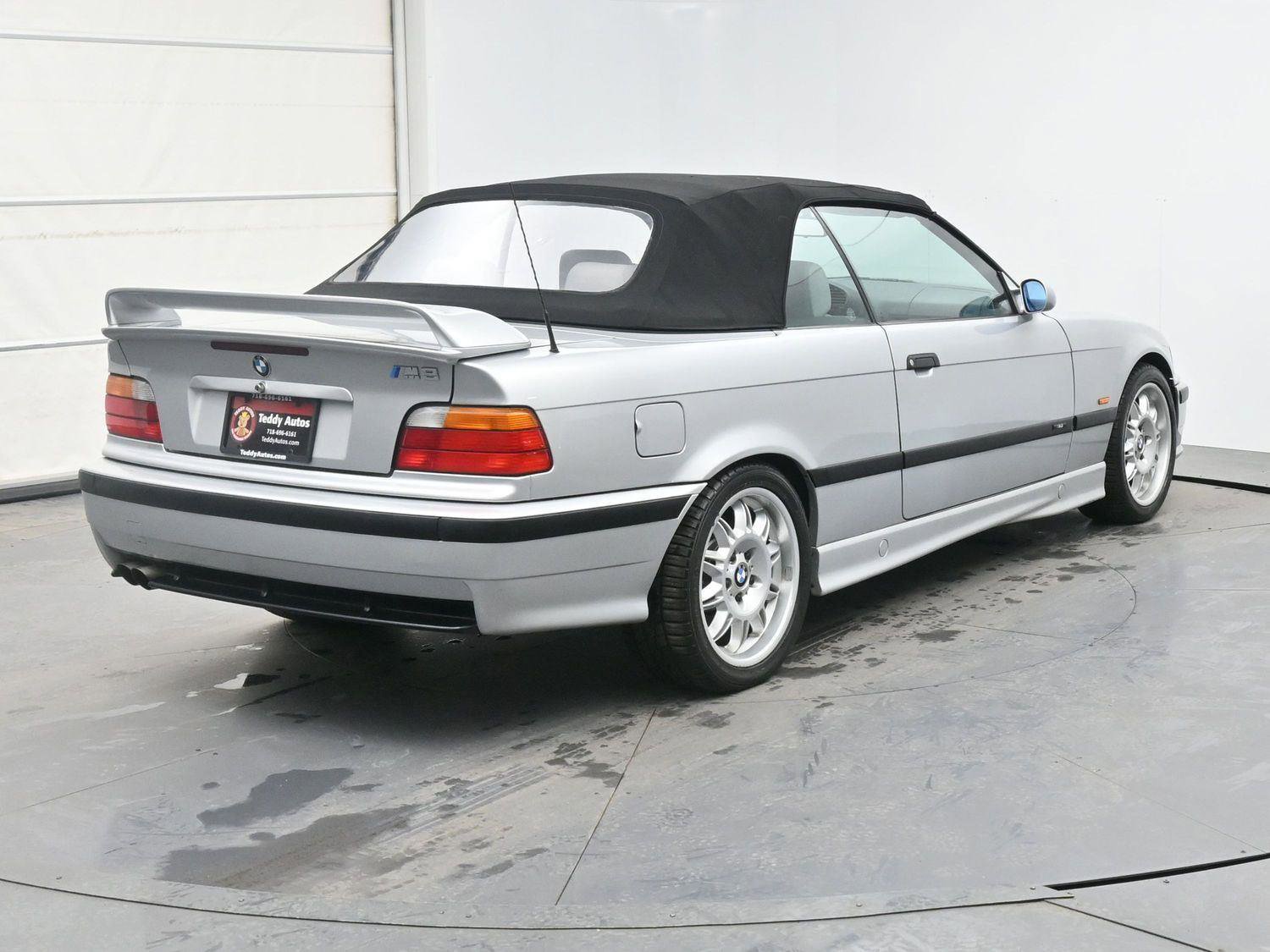 Used 1999 BMW M3 Convertible image 27