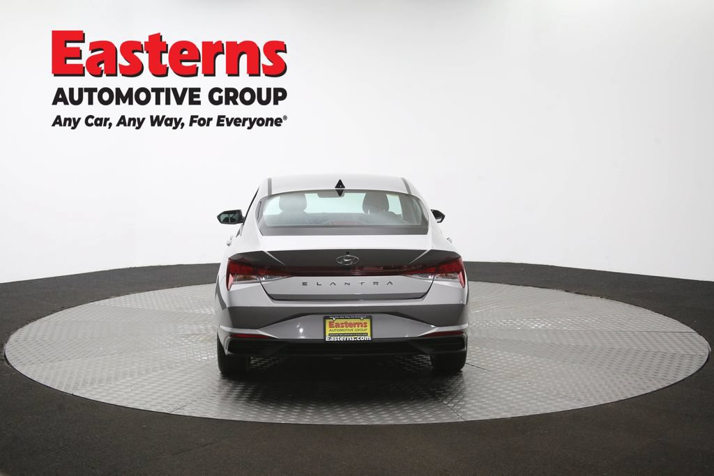 Used 2023 Hyundai Elantra SEL w/ Convenience Package FWD image 31