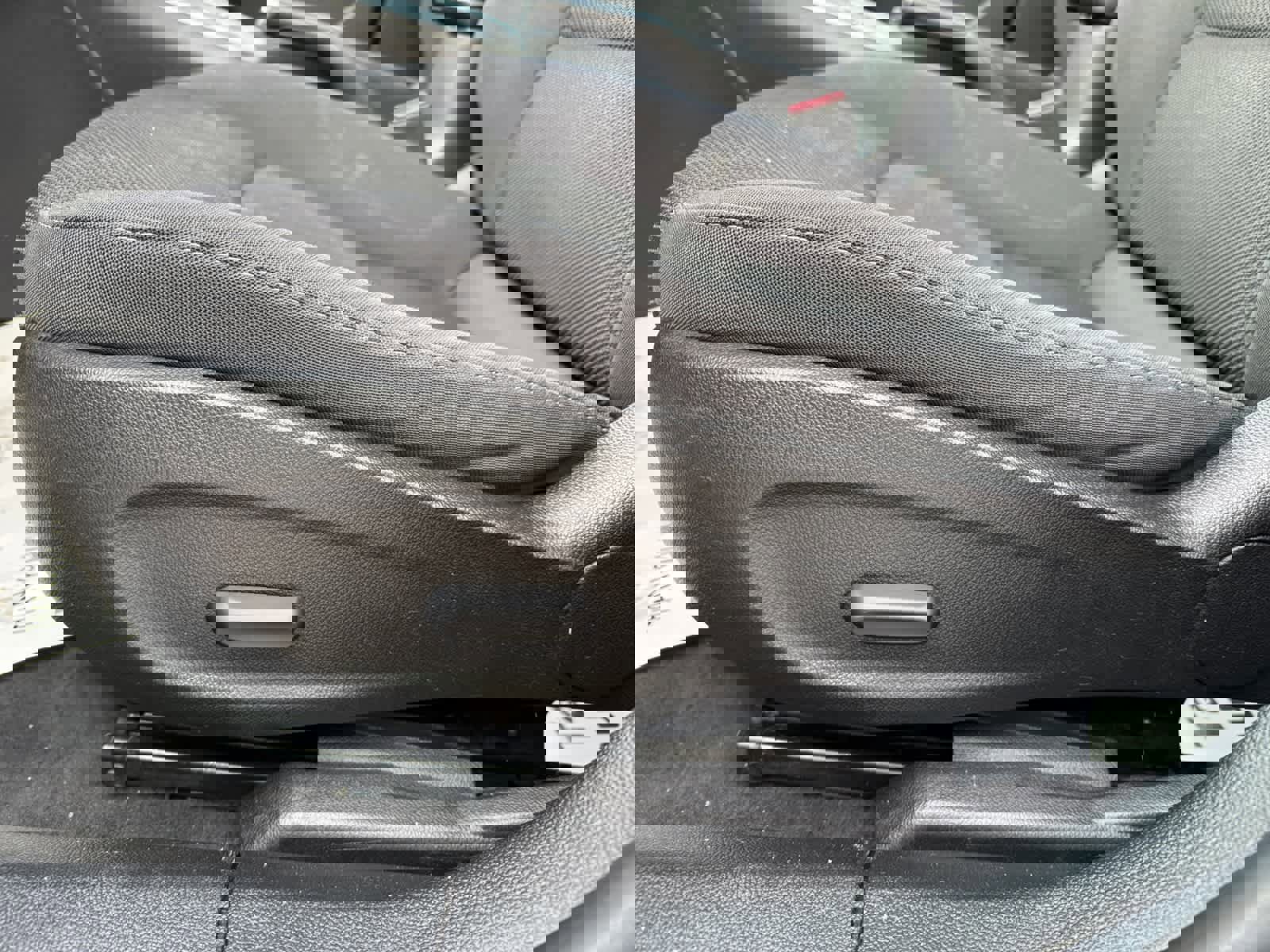 Used 2015 Chevrolet Cruze LT image 14