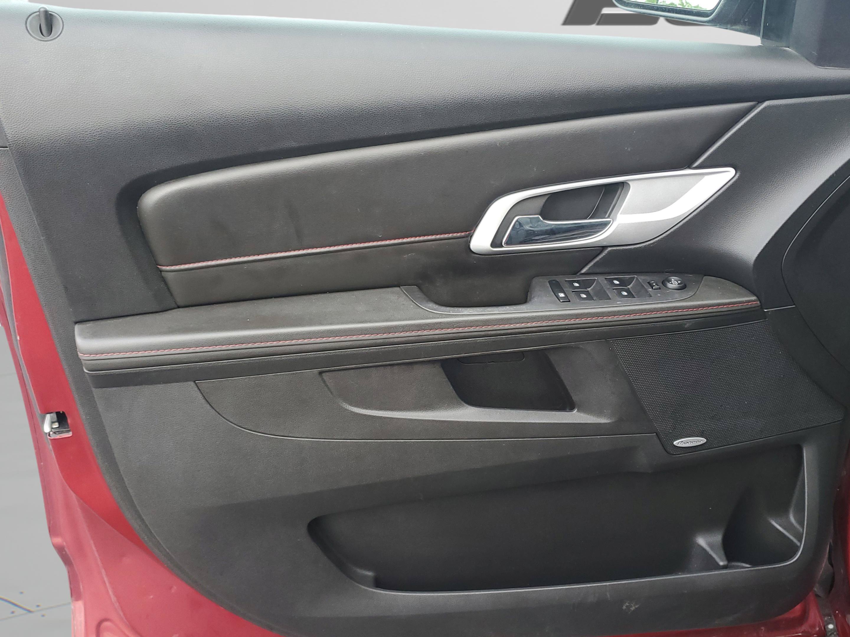 Used 2011 GMC Terrain SLT w/ LPO, Protection Package FWD image 19