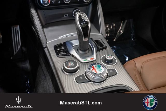Used 2024 Alfa Romeo Stelvio Ti image 19