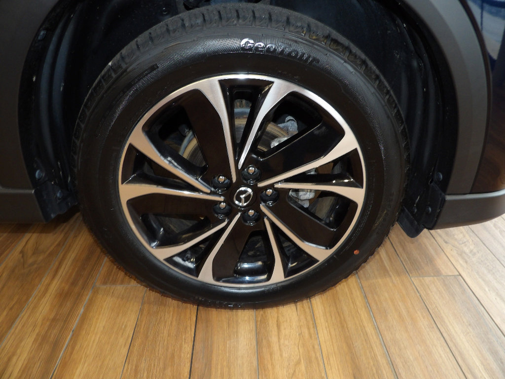Certified 2023 MAZDA CX-5 AWD 2.5 S w/ Premium Plus Pkg image 4
