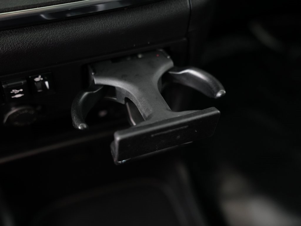 Used 2019 Toyota Sienna Limited Premium image 30